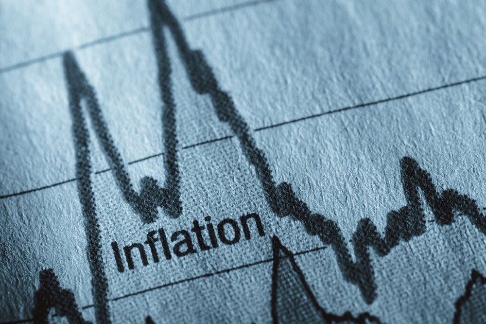 Bild von einem sich seitwärts bewegendem Chart mit dem Stichwort Inflation.