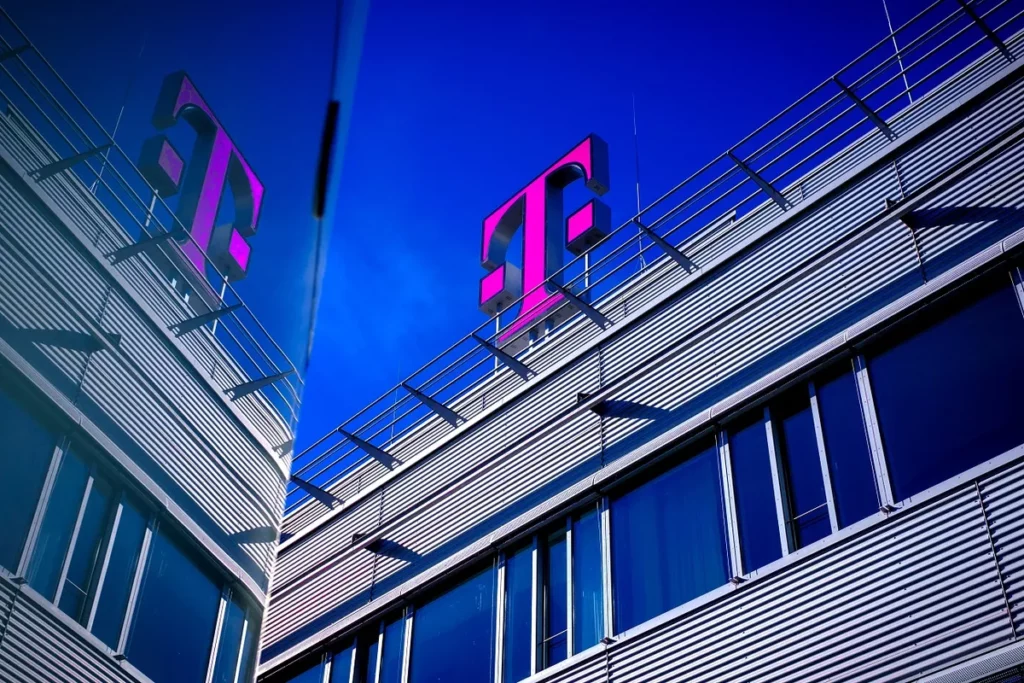 Telekom Logo